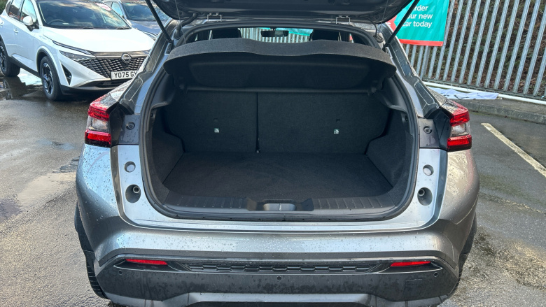 Nissan Juke 1.6 Hybrid Tekna 5dr Auto Hybrid Hatchback